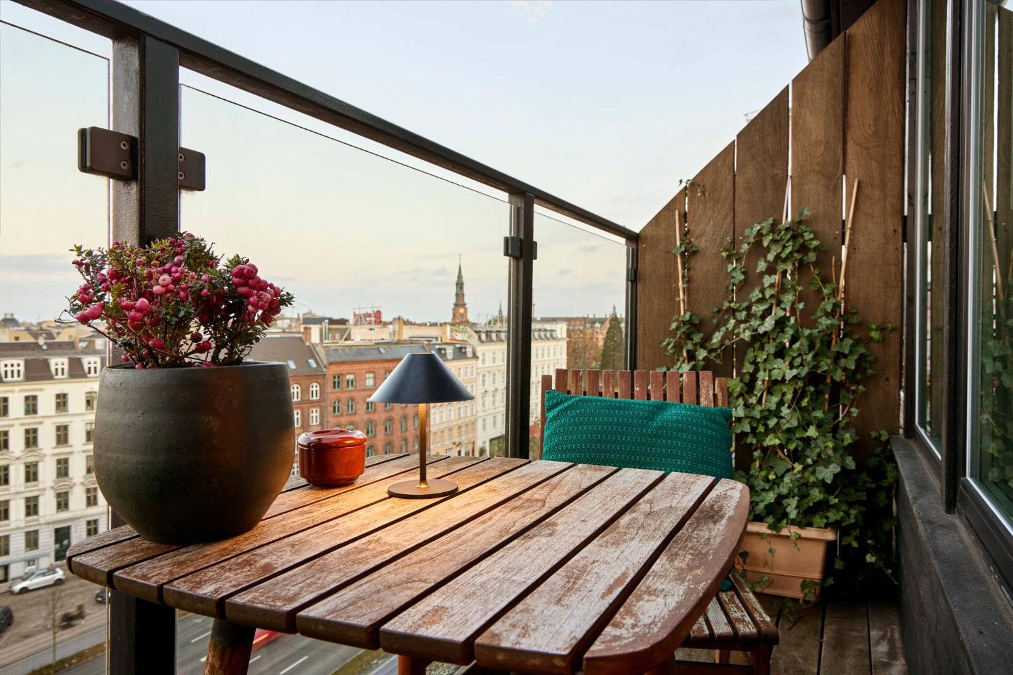 Manon Les Suites Guldsmeden Κοπεγχάγη Εξωτερικό φωτογραφία A balcony